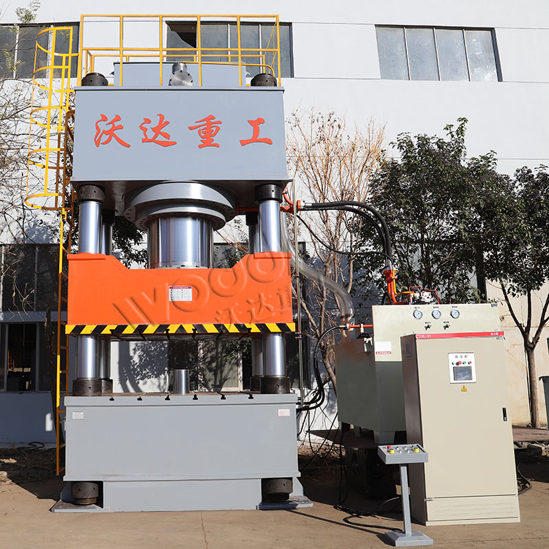 1000噸液壓機 1000噸液壓機