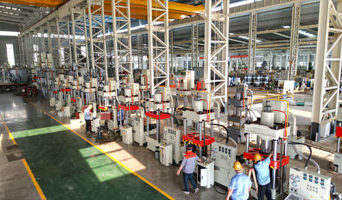 油壓機(jī)廠家認(rèn)準(zhǔn)山東沃達(dá)重工液壓設(shè)備 油壓機(jī)廠家認(rèn)準(zhǔn)山東沃達(dá)重工液壓設(shè)備