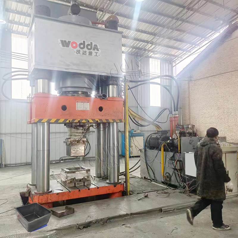 500噸匣缽液壓機 500噸匣缽液壓機