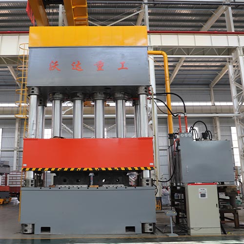 2500噸復(fù)合材料成型液壓機(jī)_大型四柱液壓機(jī)廠家