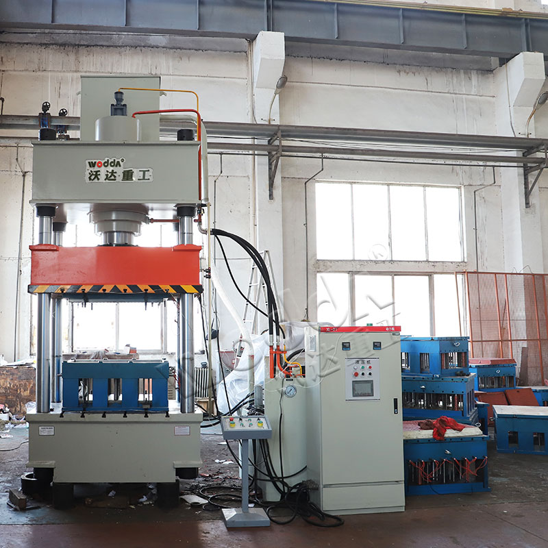 無機復合電纜溝蓋板生產設備 無機復合電纜溝蓋板生產設備