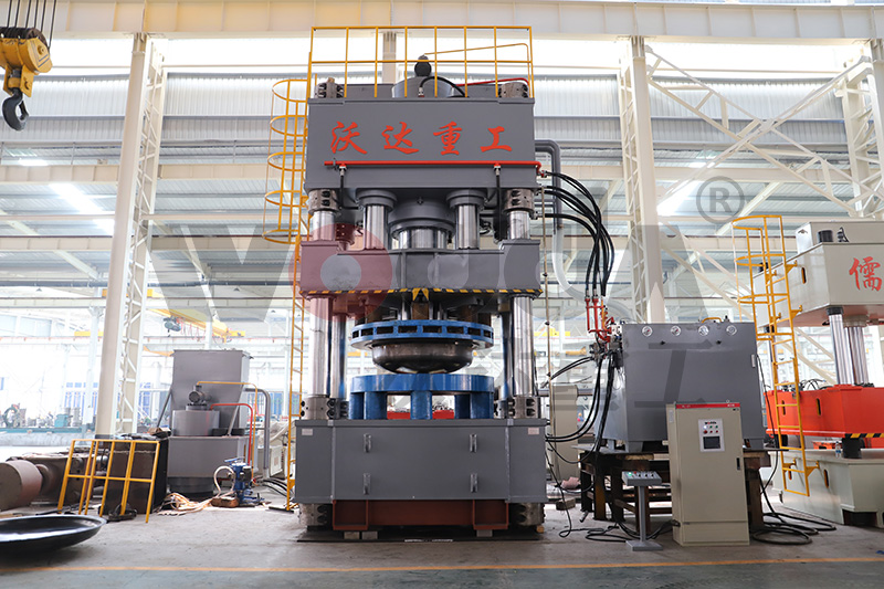 2500噸液壓機 2500噸液壓機