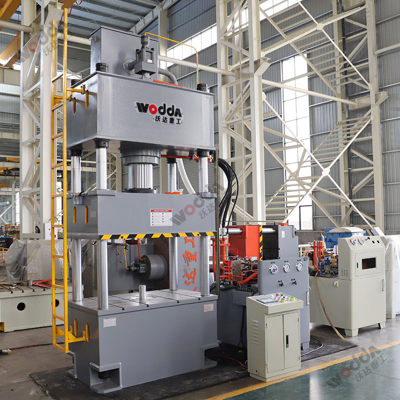 四柱液壓機(jī)如何選擇合適的液壓油?有哪些型號(hào)? 四柱液壓機(jī)如何選擇合適的液壓油?有哪些型號(hào)?