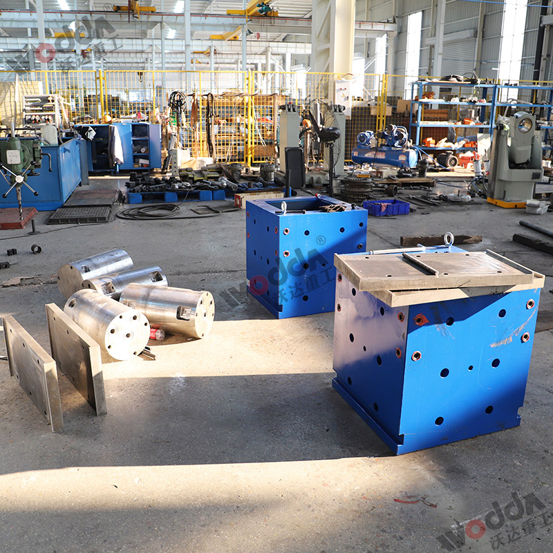 800噸匣缽液壓機模具 800噸匣缽液壓機模具