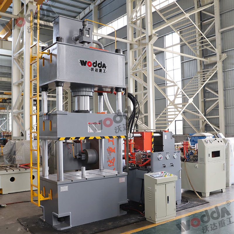 200噸三梁四柱液壓機 200噸三梁四柱液壓機