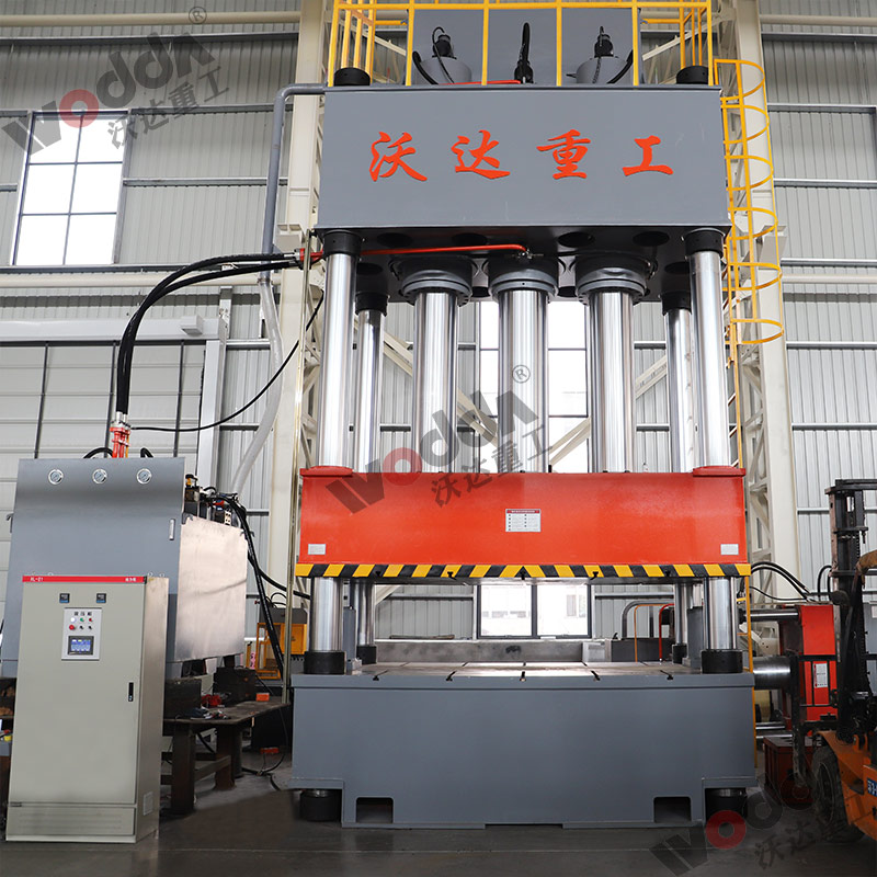 1500噸液壓機 1500噸液壓機