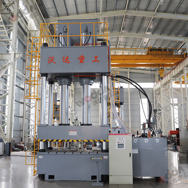 630噸雙缸四柱液壓機(jī) 630噸雙缸四柱液壓機(jī)