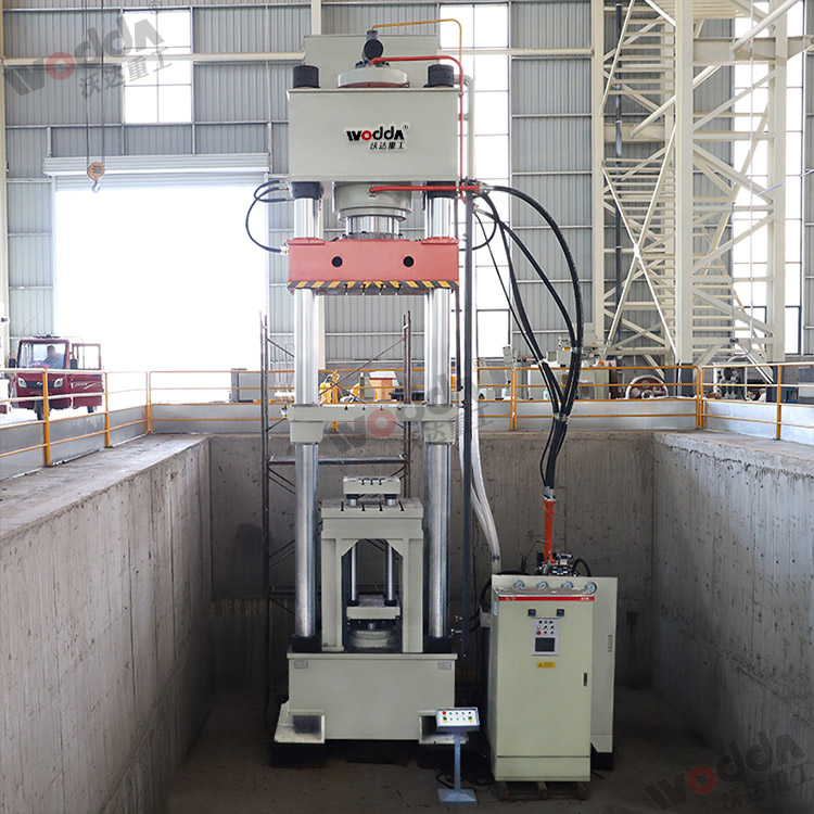 800噸匣缽液壓機 800噸匣缽液壓機