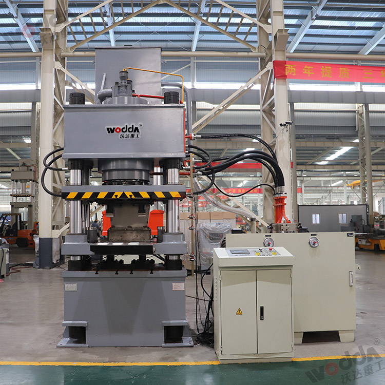 500噸四梁四柱壓制凈水磚 500噸四梁四柱壓制凈水磚