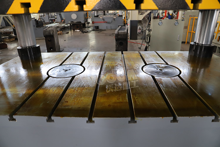 工作臺(雙下頂缸) 工作臺(雙下頂缸)