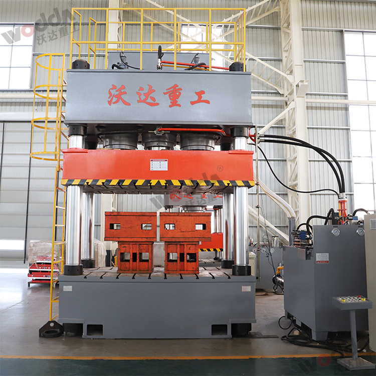 1000噸液壓機.jpg 1000噸液壓機.jpg