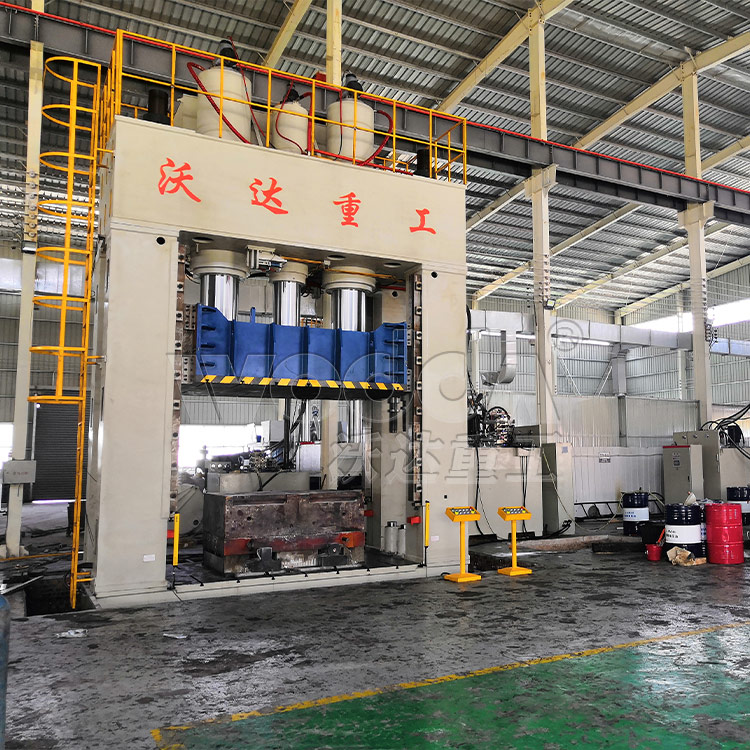 2000噸復合材料成型液壓機 2000噸復合材料成型液壓機