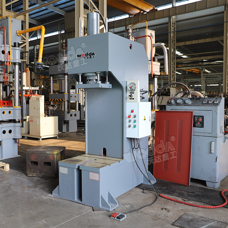 40噸單臂壓裝機 40噸單臂壓裝機