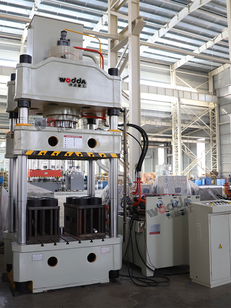 國(guó)標(biāo)315噸四柱液壓機(jī) 國(guó)標(biāo)315噸四柱液壓機(jī)