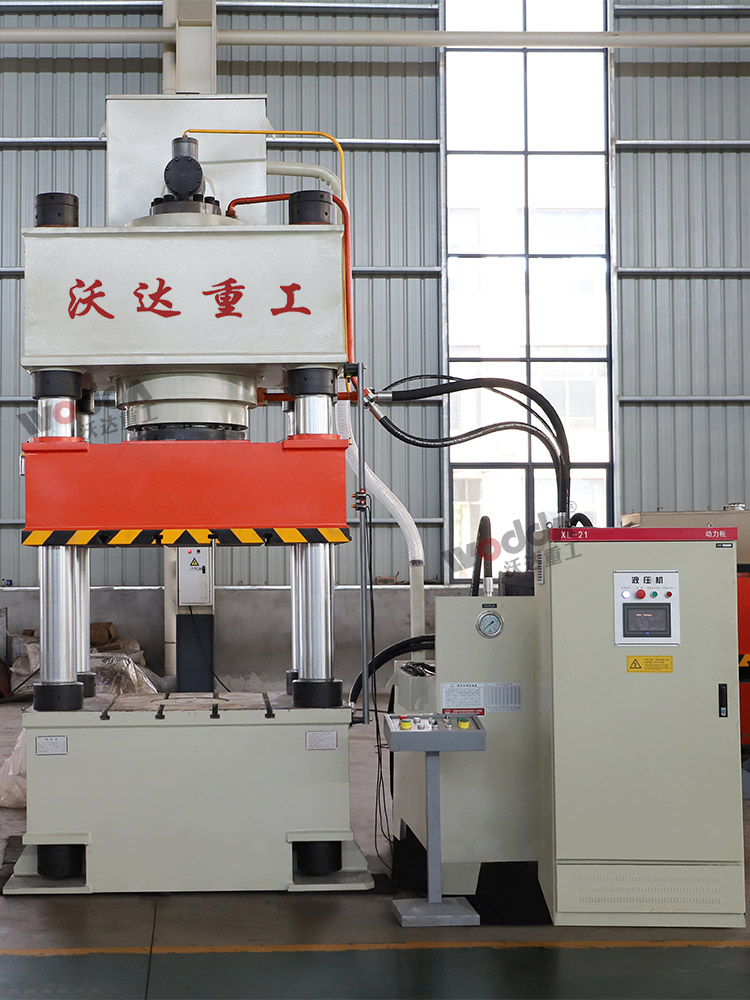 500噸三梁四柱液壓機 500噸三梁四柱液壓機