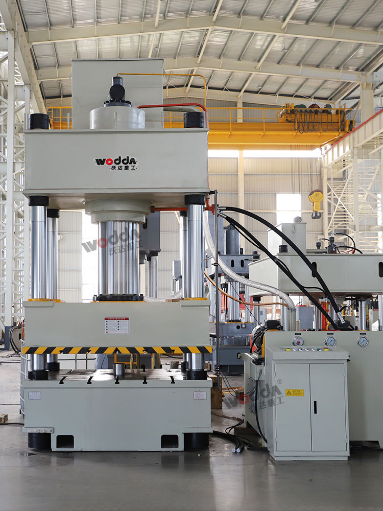 630噸四柱液壓機 630噸四柱液壓機