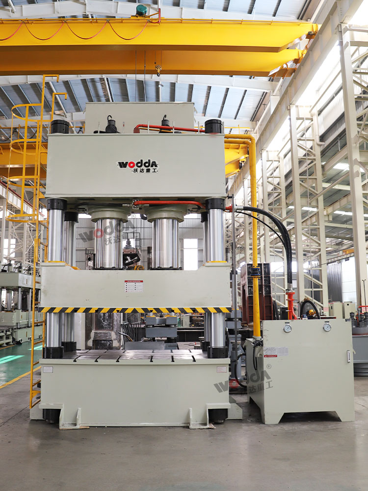 1000噸液壓機 1000噸液壓機