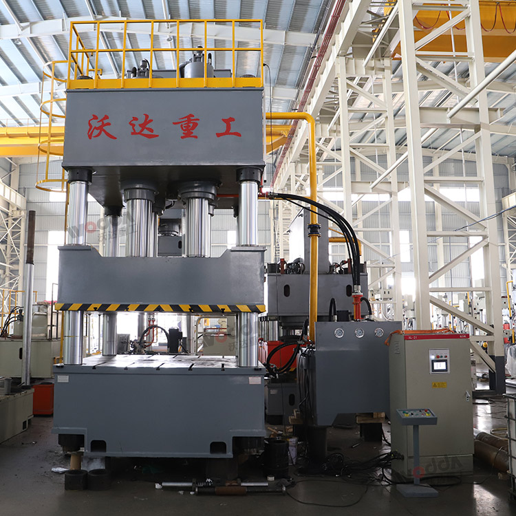 復合材料成型液壓機(四柱式) 復合材料成型液壓機(四柱式)