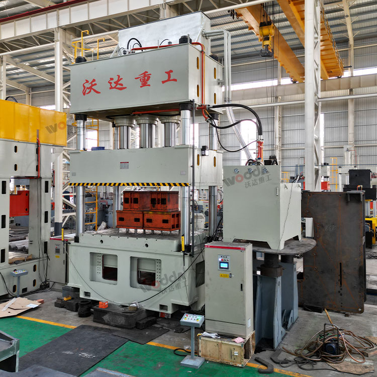 1000噸伺服液壓機(汽車配件拉伸液壓機) 1000噸伺服液壓機(汽車配件拉伸液壓機)