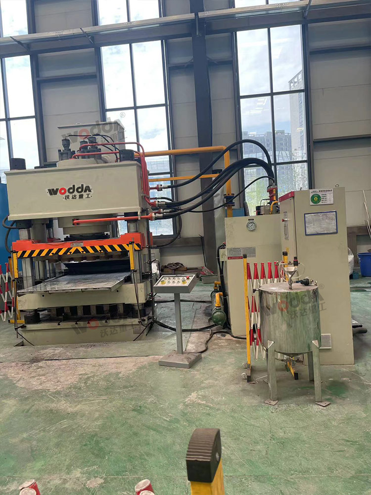 630噸粉末成型液壓機 630噸粉末成型液壓機