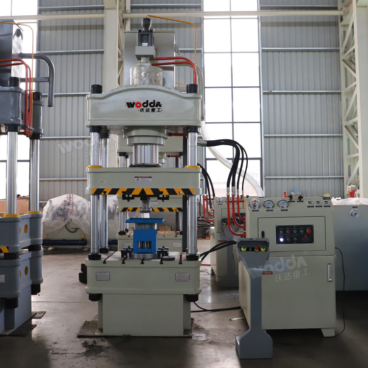 200噸油壓機 200噸油壓機