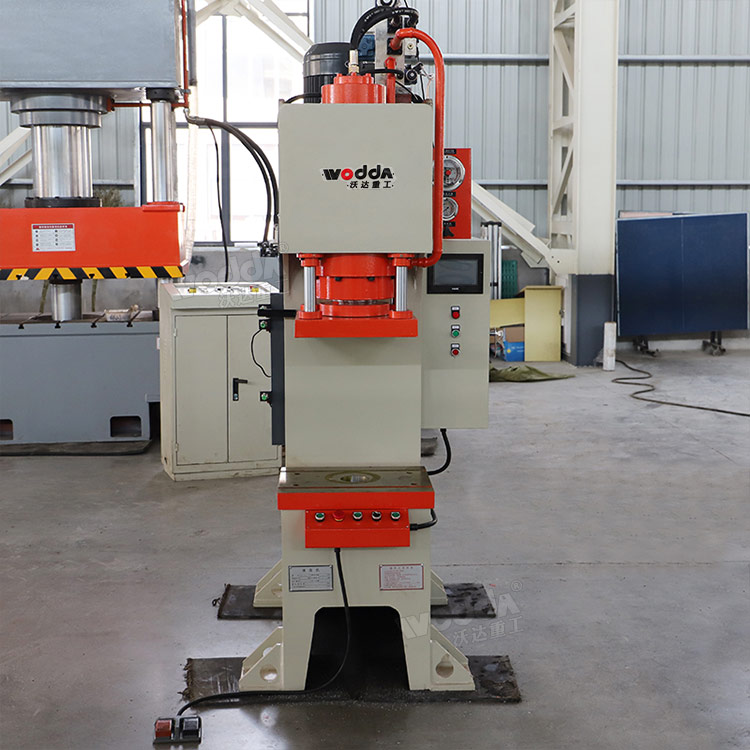 63噸油壓沖床 63噸油壓沖床