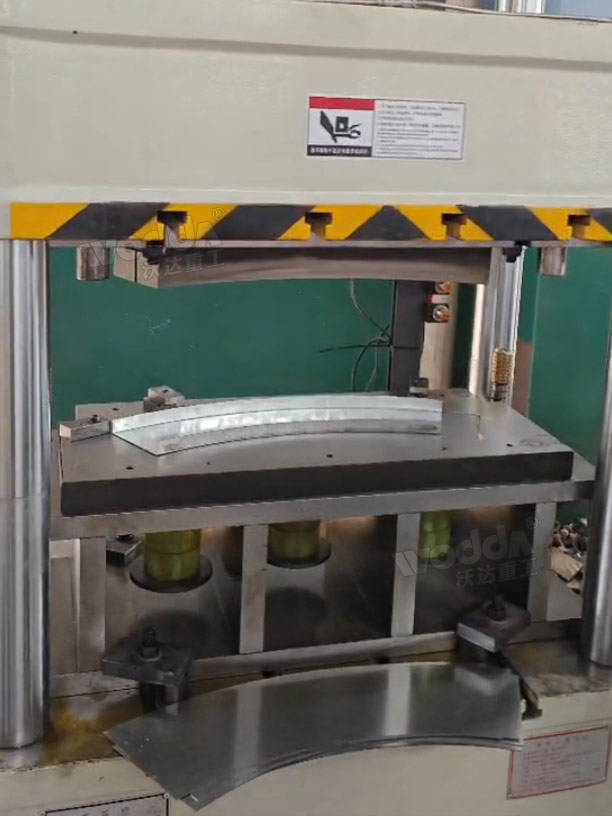 不銹鋼隔音板沖壓件 不銹鋼隔音板沖壓件