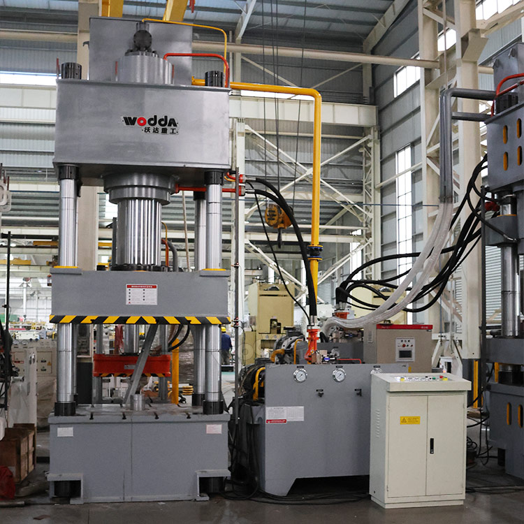 500噸三梁四柱液壓機 500噸三梁四柱液壓機