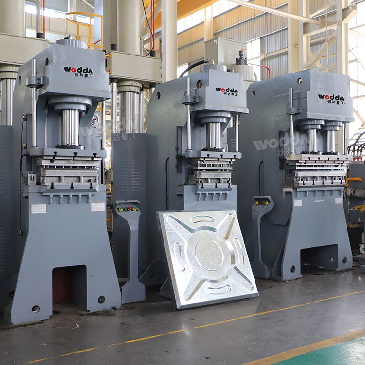 BDF水箱沖孔機 BDF水箱沖孔機