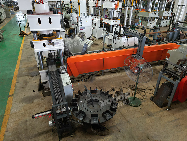 200噸錨桿托盤自動(dòng)化生產(chǎn)線車間調(diào)試 200噸錨桿托盤自動(dòng)化生產(chǎn)線車間調(diào)試