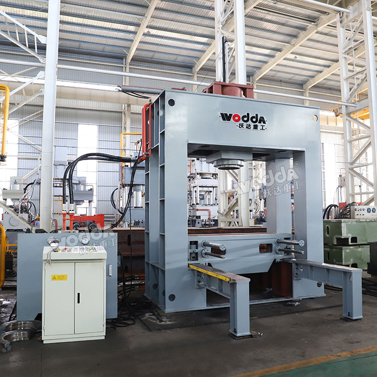 500噸龍門(mén)油壓機(jī) 500噸龍門(mén)油壓機(jī)