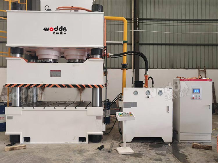 1000噸汽車底盤護(hù)板沖壓成型液壓機 1000噸汽車底盤護(hù)板沖壓成型液壓機