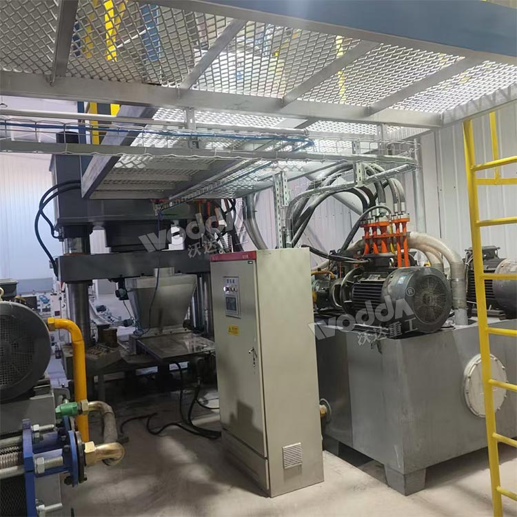 牛羊舔磚液壓機配置 牛羊舔磚液壓機配置