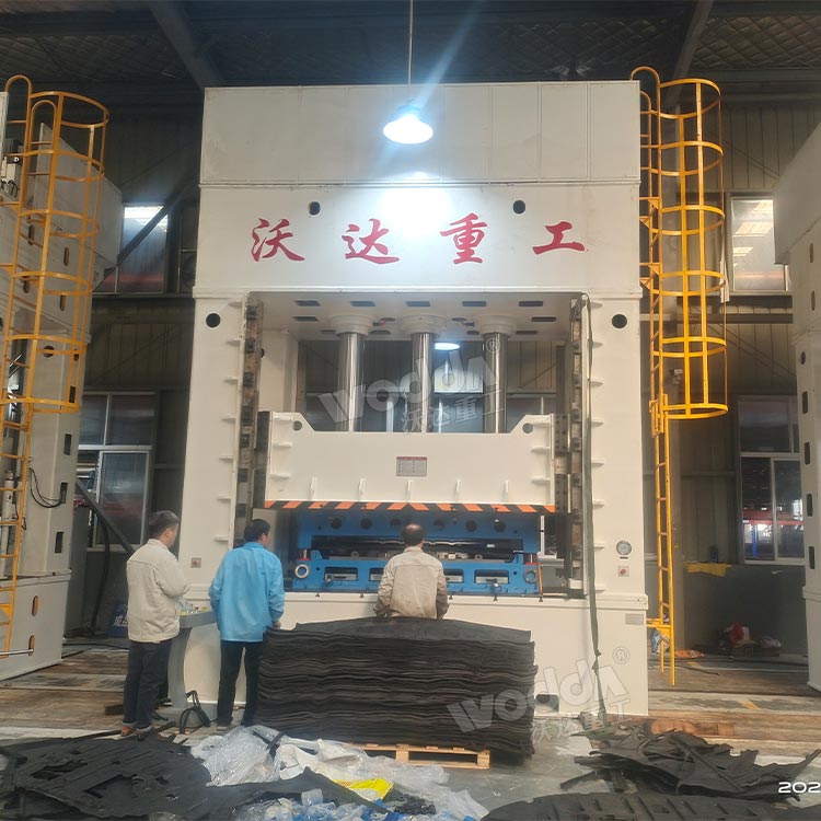 630噸框架式液壓機 630噸框架式液壓機