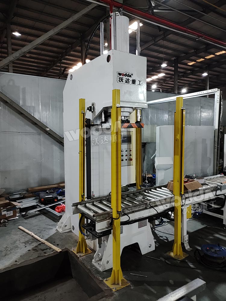 63噸單臂液壓機 63噸單臂液壓機