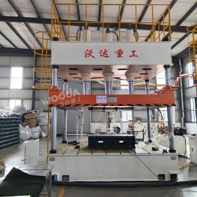 大臺面315噸三梁四柱液壓機 大臺面315噸三梁四柱液壓機