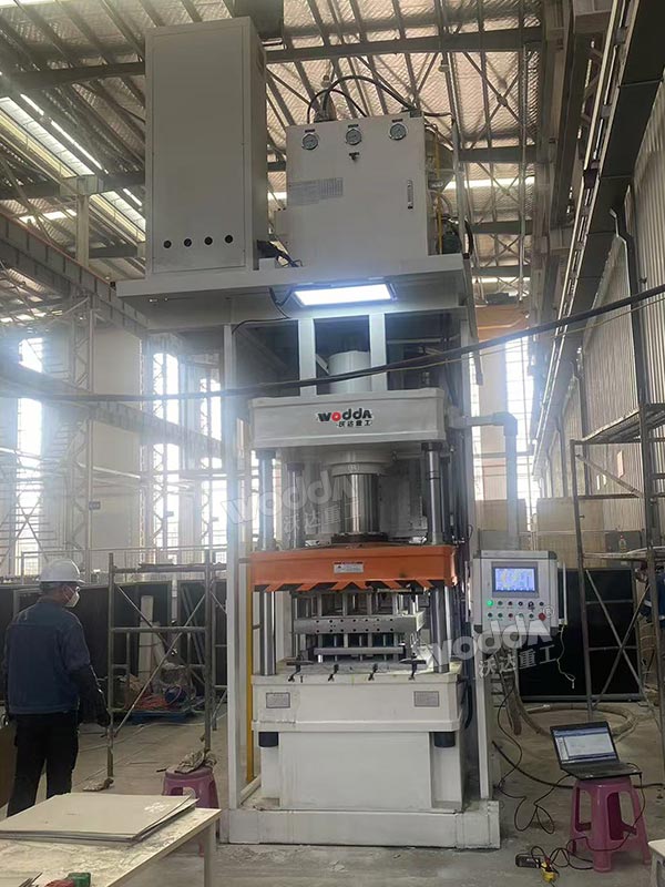 200噸鋰電池隔板成型液壓機(jī) 200噸鋰電池隔板成型液壓機(jī)