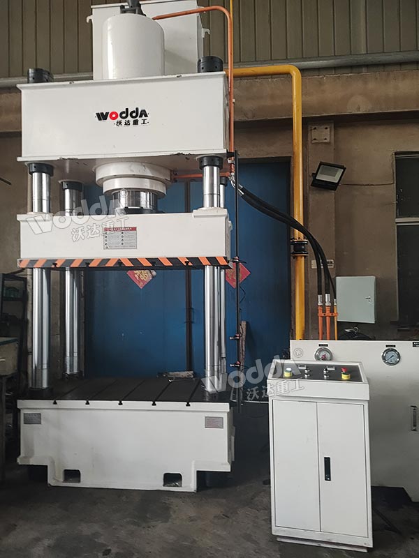 400噸液壓機 400噸液壓機