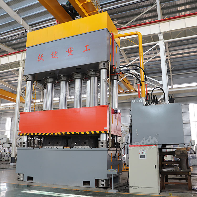 2500噸油壓機 2500噸油壓機