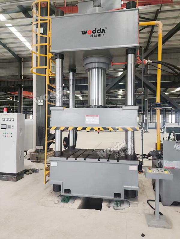 500噸油壓機(jī) 500噸油壓機(jī)