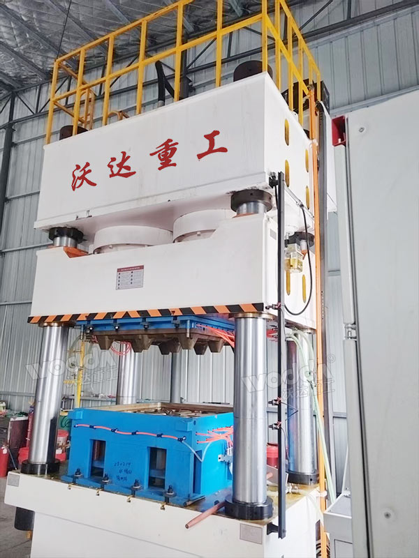 1600噸塑料托盤液壓機 1600噸塑料托盤液壓機