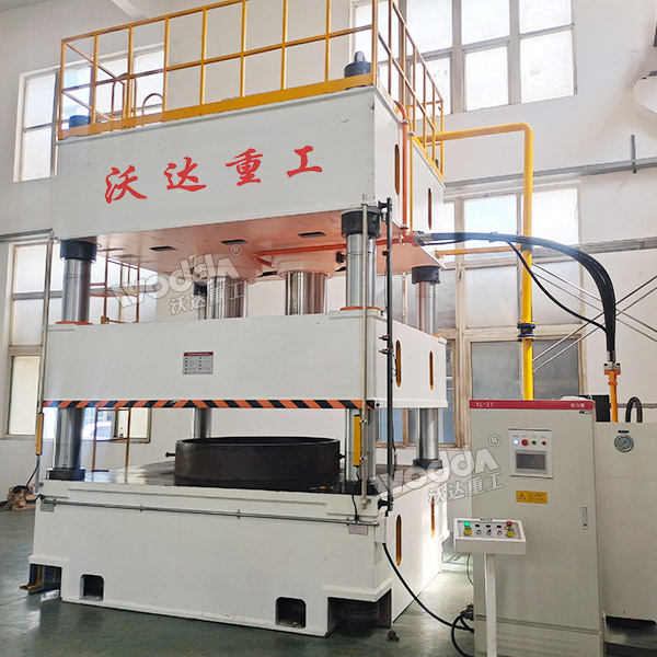 800噸復合材料成型液壓機 800噸復合材料成型液壓機