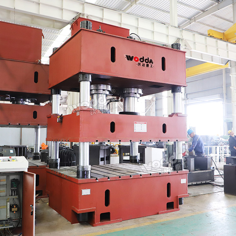 500噸四柱油壓機 500噸四柱油壓機