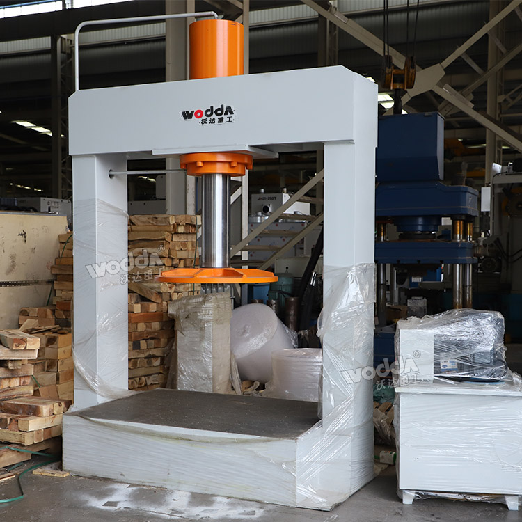 200噸龍門液壓機 200噸龍門液壓機