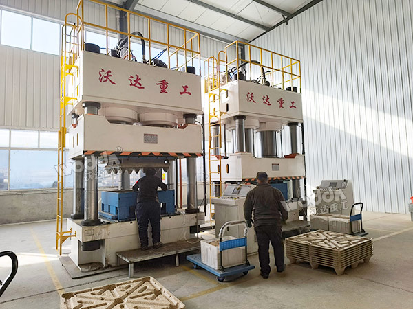 1600噸木屑托盤液壓機 1600噸木屑托盤液壓機