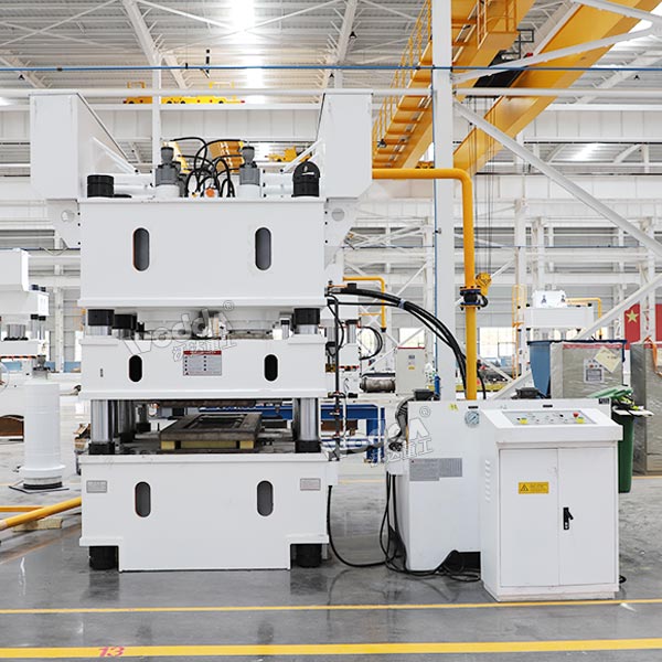 1200噸門板壓花機 1200噸門板壓花機