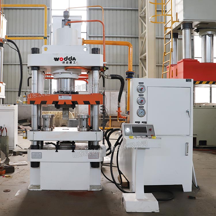 200噸四梁四柱液壓機(jī)