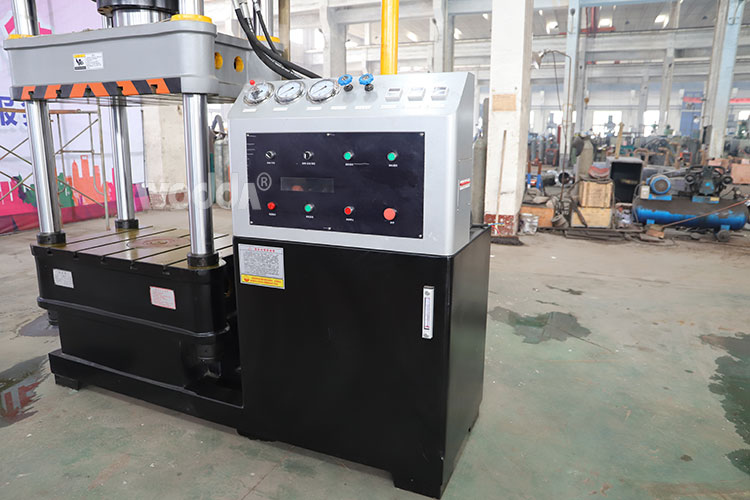 200噸四柱液壓機生產廠家 200噸四柱液壓機生產廠家