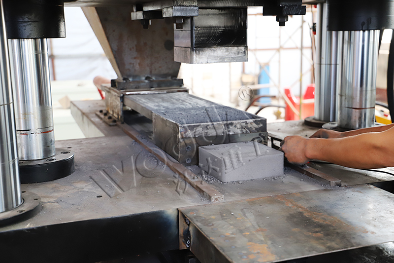 500噸石墨壓塊成型液壓機模具 500噸石墨壓塊成型液壓機模具