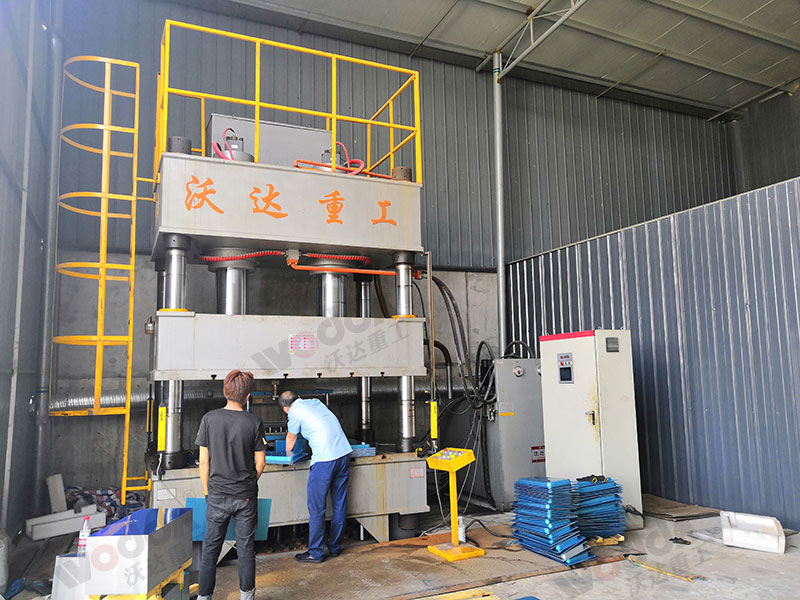 500噸雙缸四柱拉伸液壓機 500噸雙缸四柱拉伸液壓機